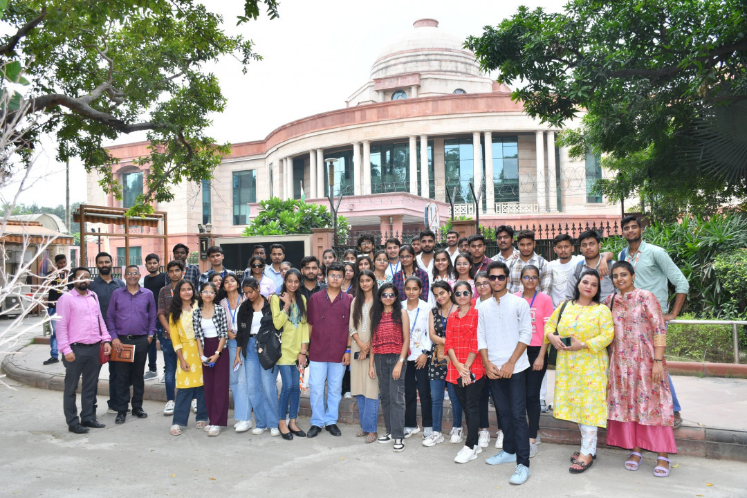 Our students and faculty had an enriching day, exploring the rich history and culture of India at the National Museum
